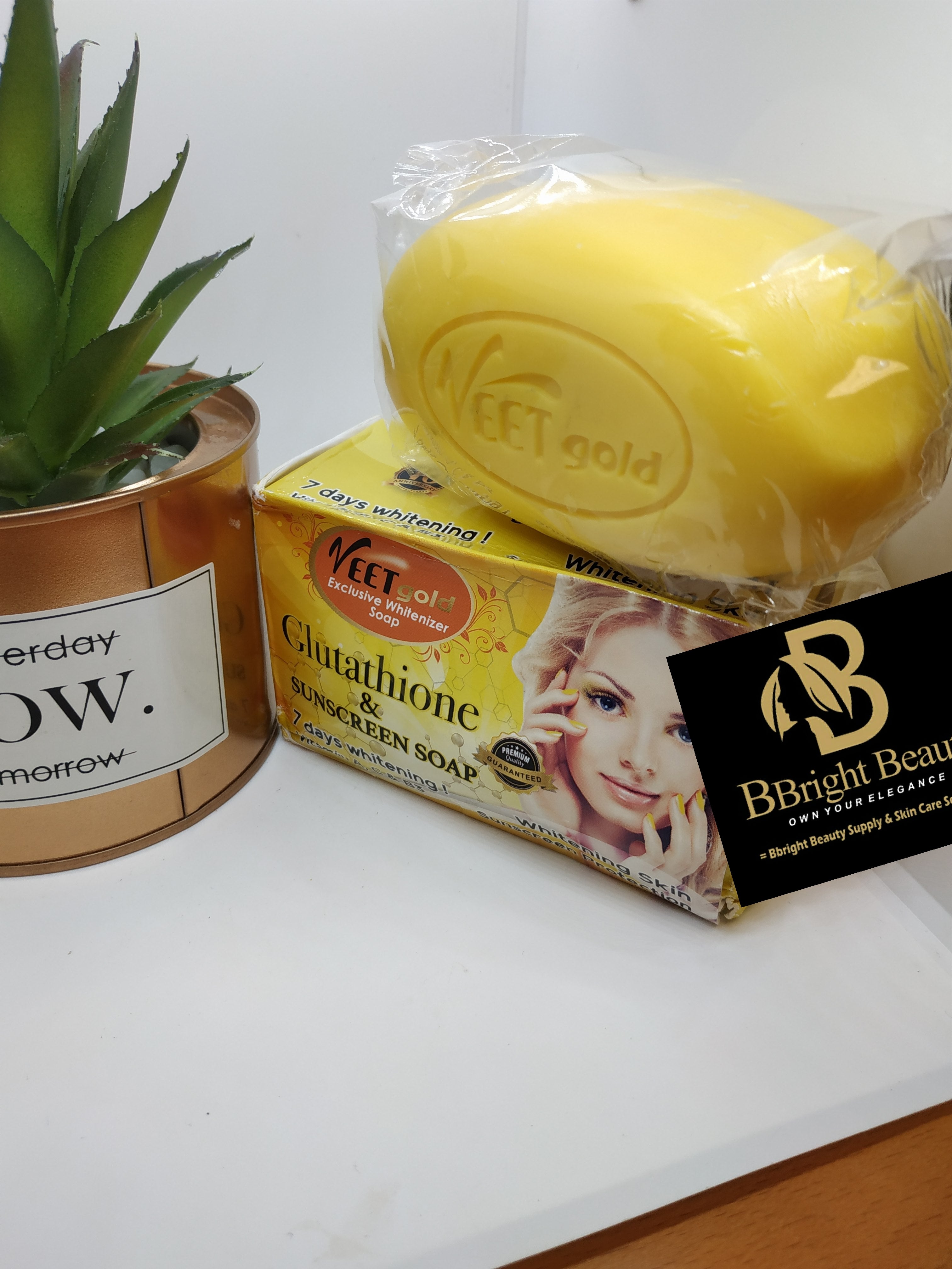 Veet Gold Exclusive Whitenizer Soap Glutathione & Sunscreen Soap 7 days whitening Vit.A,C & B3 200g