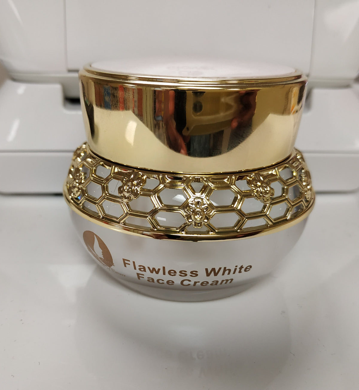 Flawless white face cream with spf 30.50g